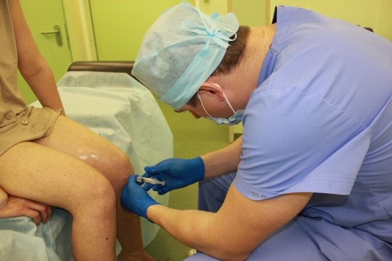 Intra-articular injections are the last resort for very severe knee injuries